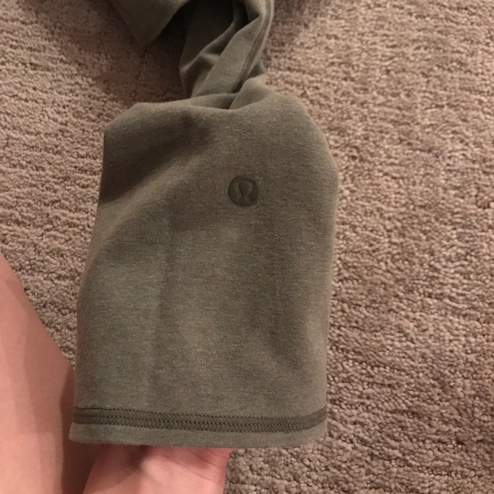 Cropped Lululemon leggings!!